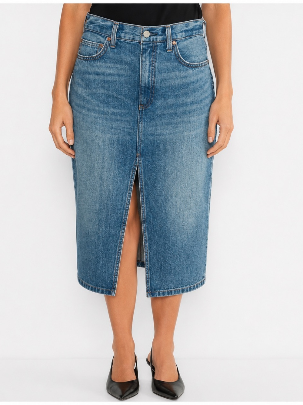Aritzia Denim Forum The 90’s Halle Denim Midi Skirt